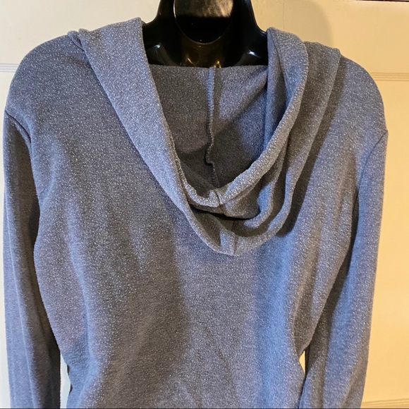 Wonder Woman Super Soft Hoodie Size Small - Picture 6 of 9